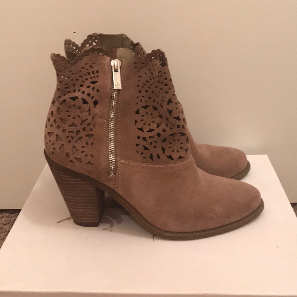 Jessica Simpson Booties!